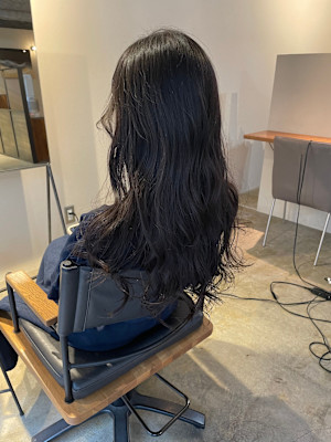 【R HAIR SALON】レイヤーロングヘア