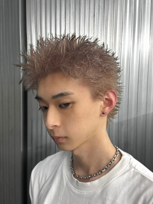 スパイキーショート