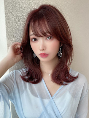 韓国風美髪外ハネボブくびれミディアムレイヤーワイドバング