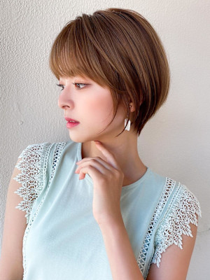 美髪大人ショート丸みマッシュショートイメチェン分け目なし