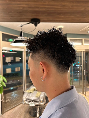 スパイキーショート