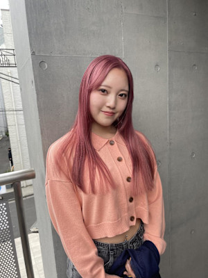 ピンクヘアー/ピンクベージュ/ハイトーン/ブリーチ