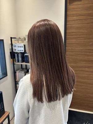 ピンクベージュ