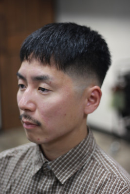 ミドルスキンフェードスタイル