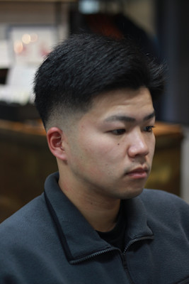 ミドルスキンフェード73スタイル