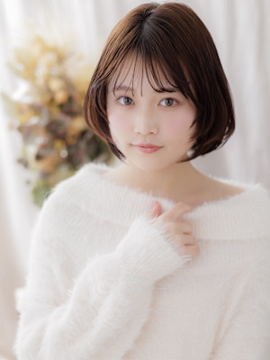 大人ガーリー丸みボブひし形レイヤーカット　マロンベージュ