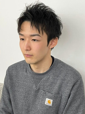 スパイキーショート ハーフアップバング 黒髪 束感