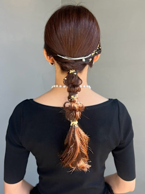 ヘアセット 編み下ろしアレンジ タイトポニー 金箔 結婚式