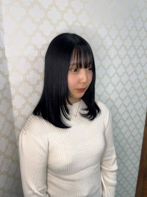 顔まわりレイヤーカット