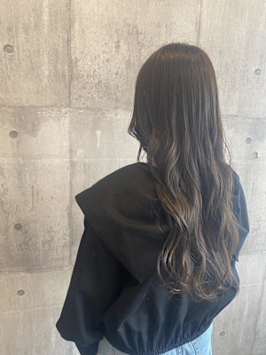 アッシュグレージュ《ARCH CHIAKI》