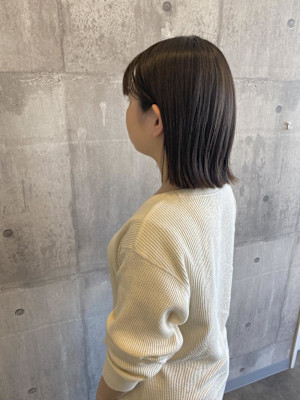 切りっぱなしミディ《ARCH CHIAKI》