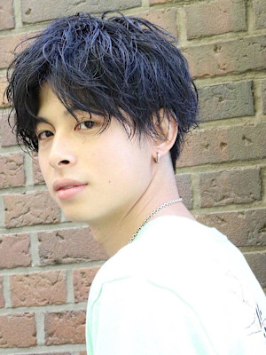 センターパートモテウェーブ