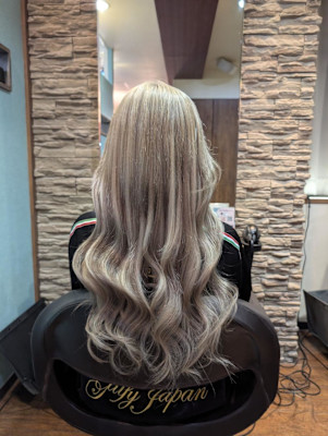 プルエクステ×ブリーチ王道ギャルスタイル