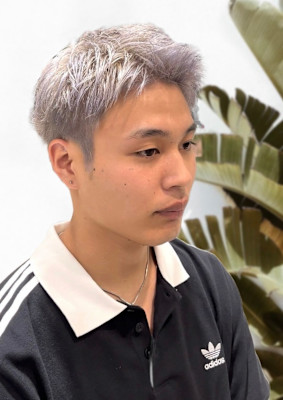 カット×ダブルカラー