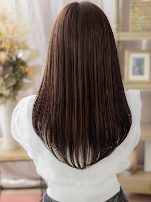 グレージュアッシュ艶髪ストレート小顔ロング　くすみベージュ