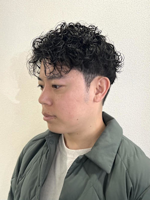 【平山明樹】大人カジュアルな波巻きスパイラルパーマ