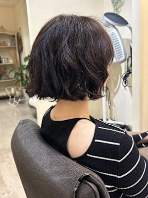 【ジュレベール 汲田】パツッとボブスタイル