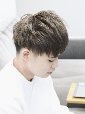 グレージュ×マッシュ