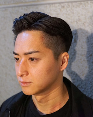 アイロンパーマ　理容室　バーバー　バーバースタイル　フェード