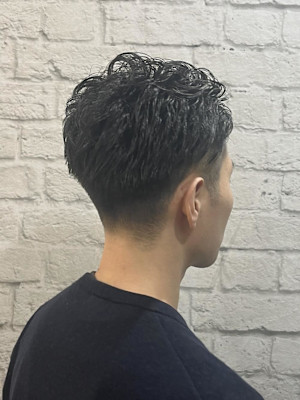 メンズ／ツーブロック／刈り上げ／七三／アップバング