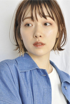 イヤリングカラー／ニュアンスボブ 