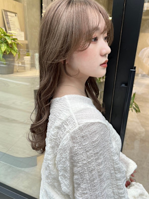 “小顔で可愛く盛れる”前髪&お顔まわりカット♪