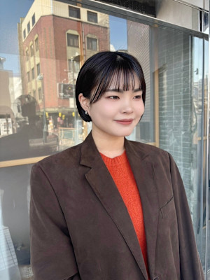 耳掛けショートボブ