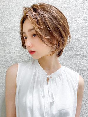 美髪大人ショート丸みマッシュショートイメチェン分け目なし