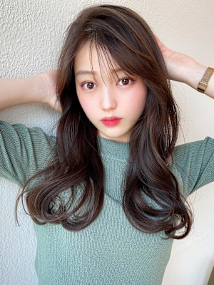 イメチェンロングレイヤー顔周りレイヤー後れ毛小顔カット美髪