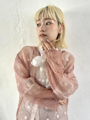 ハイトーン/外ハネボブ/ミディアムボブ