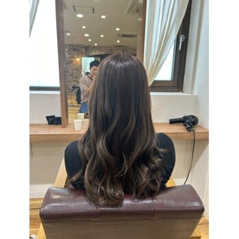 グレージュカラー