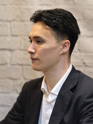 ツーブロック/センターパート