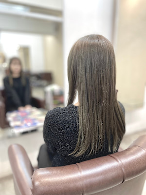 アドミオカラーアッシュ系