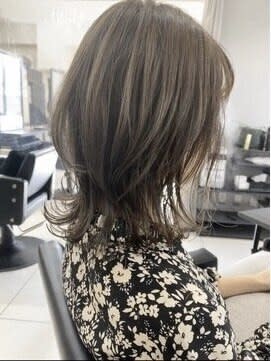 ネオウルフ×ミルクティーベージュボブウルフ　ウルフカット