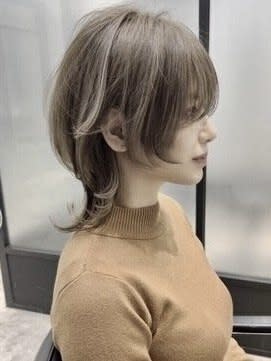 顔回りが小顔に見えるネオウルフ　ボブウルフ　ウルフカット