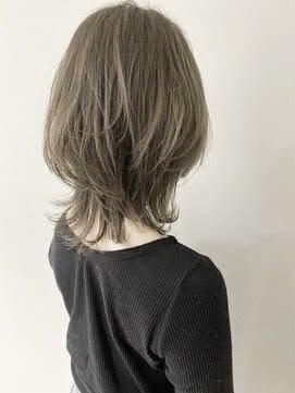 ミディアムウルフ×大人ハイライトボブウルフ　ウルフカット