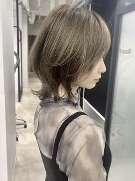 くびれが可愛いネオウルフ　ボブウルフ　ウルフカット