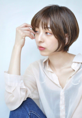 大人かわいい小顔ショートボブ 
