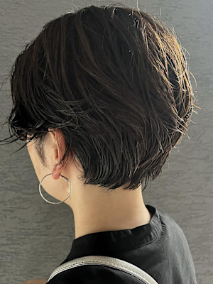 ミルクティーベージュ　デザインカラー　レイヤーカット