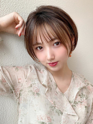 美髪大人ショート丸みマッシュショートイメチェン分け目なし