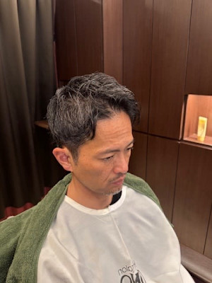 刈り上げショートスタイル