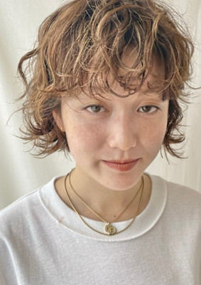 カーリーショート／お洒落ショート/パーマ／ラフカール 