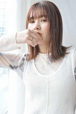 外ハネロブ！ミルクティーピンク 