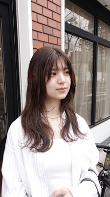 ベージュカラー