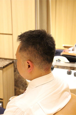 ビジネスショート×白髪ぼかし