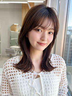 イメチェン美髪外ハネボブミディアムストレート寒色系カラー