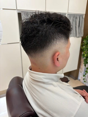 パーマ×スキンフェード