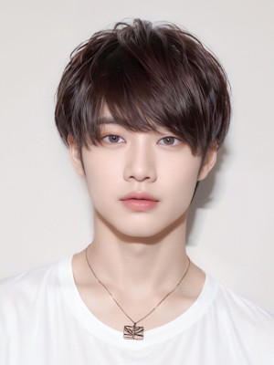 ナチュラルマッシュヘア