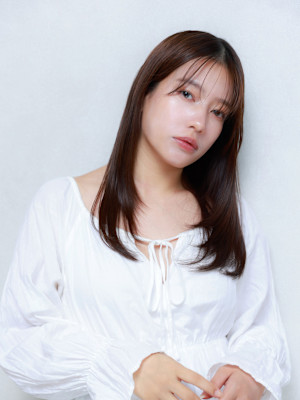 ミディアムレイヤー×マロン艶カラー