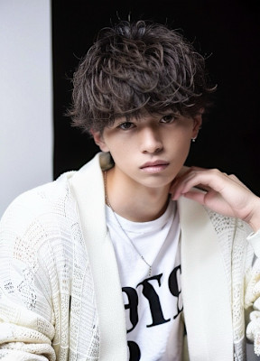 メンズカット/メンズパーマ/縮毛矯正/曲がる縮毛矯正